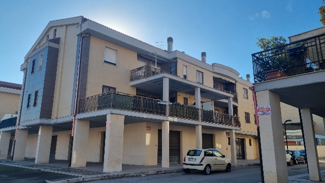 Werkstatt in Viale Virgilio, Foggia - Foto 1