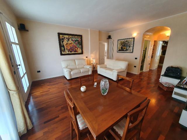 Apartament in {3}, - Photo 1