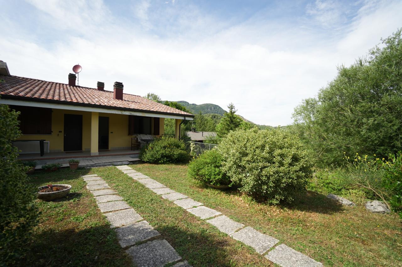 Villa a schiera in vendita a Casteldelci