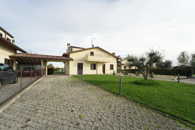 Villa in Via Osteria del Bagno 30, Rimini - Foto 1