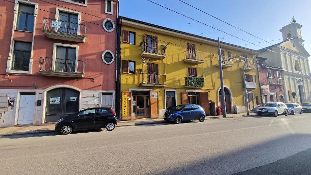 Negozio in Via Francesco Tedesco 14, Avellino - Foto 1