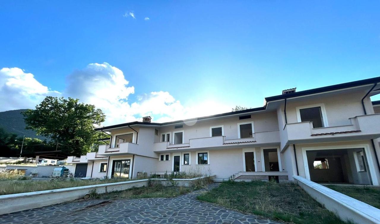 Villa a schiera in vendita a Supino