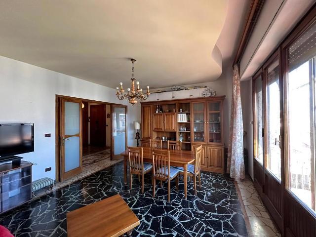 Vierzimmerwohnung, Pistoia - Foto 1