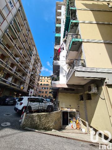 Warenlager in Via Fillak 78r, Genova - Foto 1