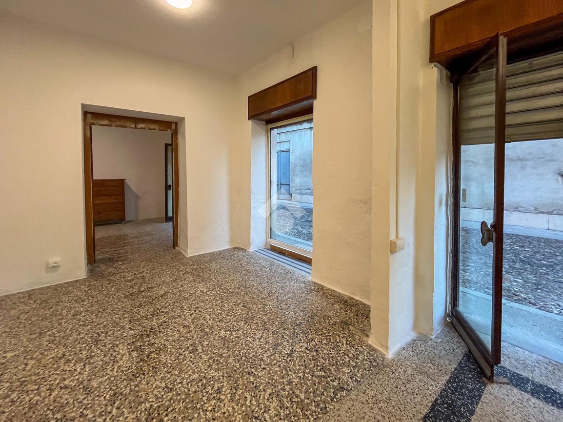 Negozio in Via Santa Barbara 21, Cremona, {3} - Foto 2
