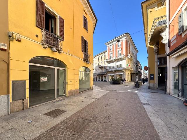 Negozio in {3}, Corso Campi 82 - Foto 1