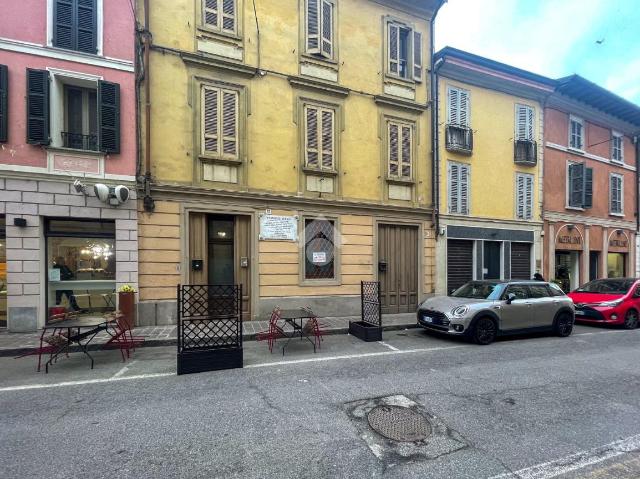 Negozio in Via Francesco Genala 70, Soresina - Foto 1