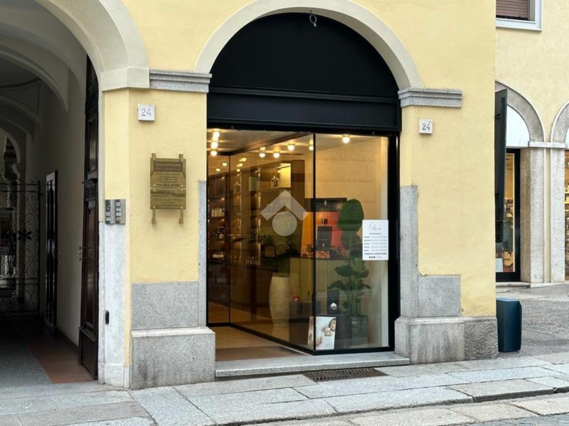 Negozio in affitto a Cremona