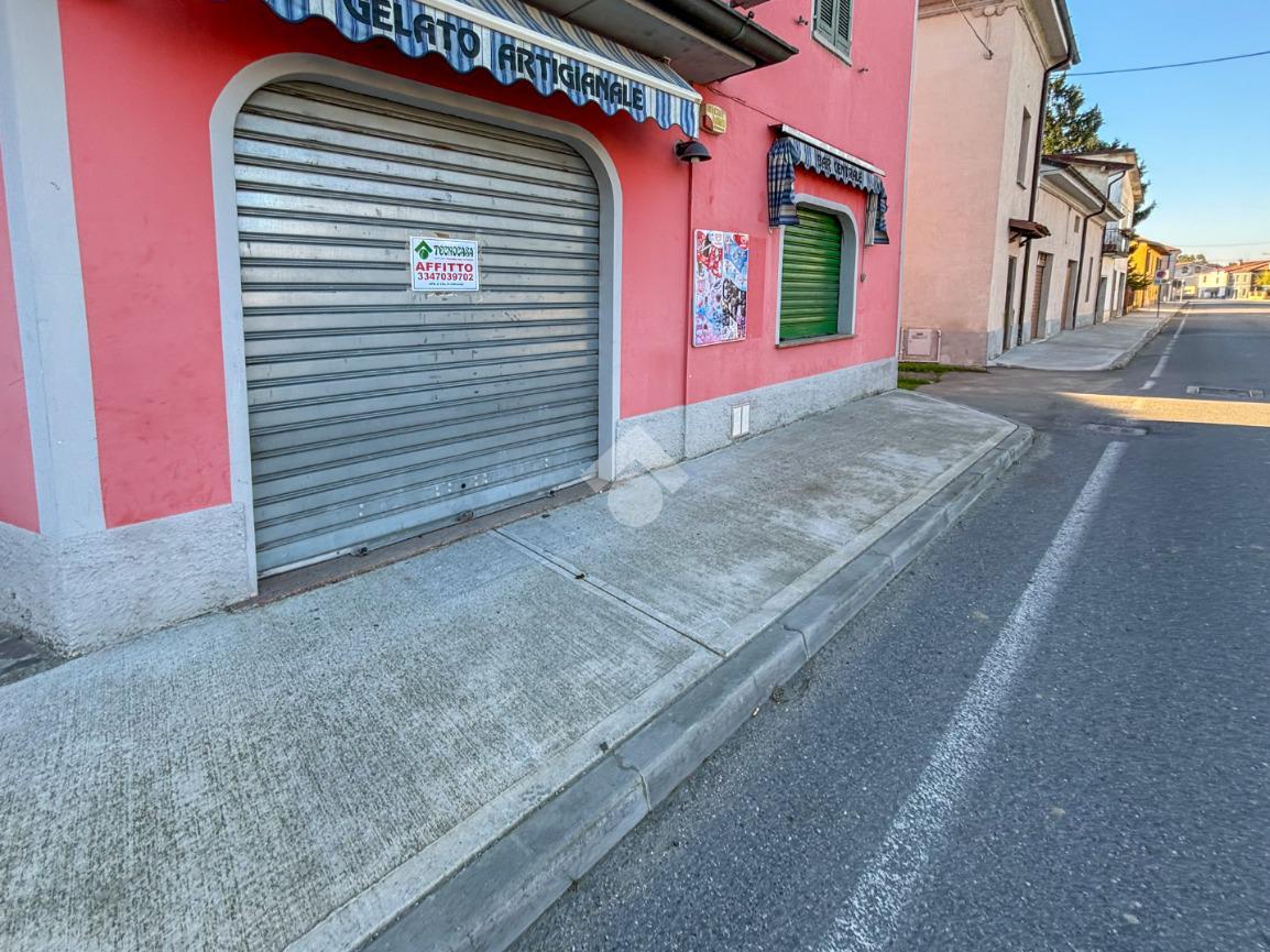 Negozio in Via Antonio Faverzani 82, San Daniele Po, {3} - Foto 1