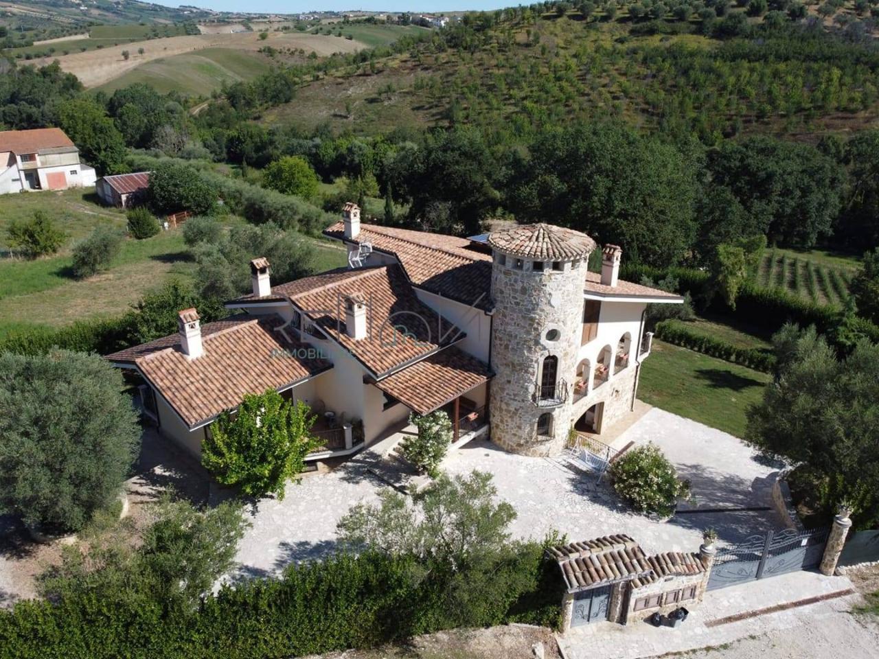 Villa in vendita a Teramo