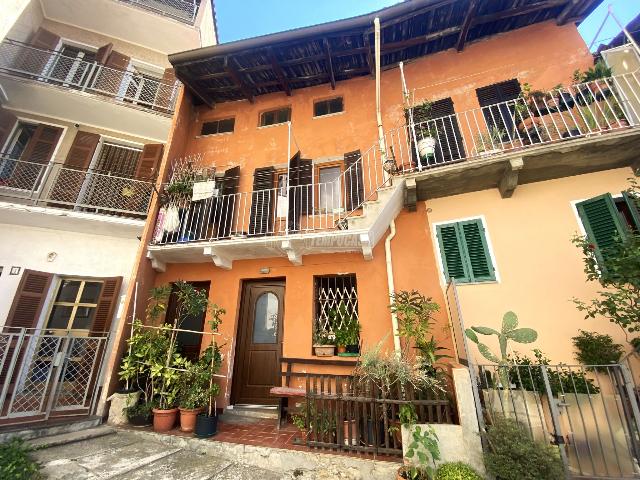 Detached house in Vicolo Confraternita, Occhieppo Inferiore - Photo 1