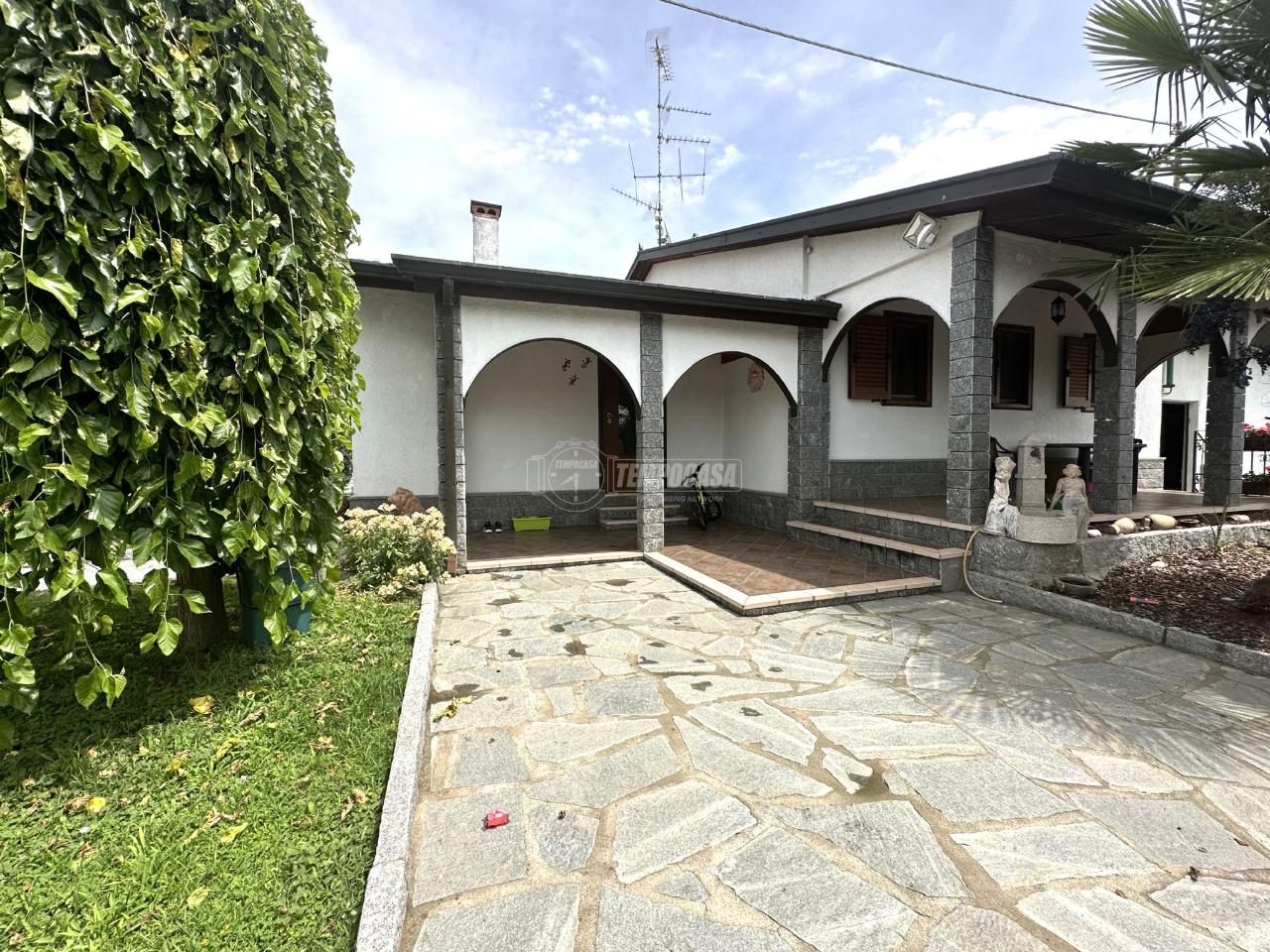 Villa in vendita a Candelo