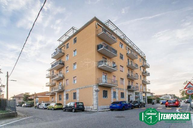 Trilocale in Via C. Battisti 90, San Vittore Olona - Foto 1