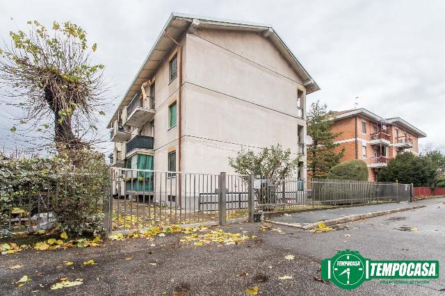 2-room flat in Via Isonzo 10, San Giorgio su Legnano - Photo 1