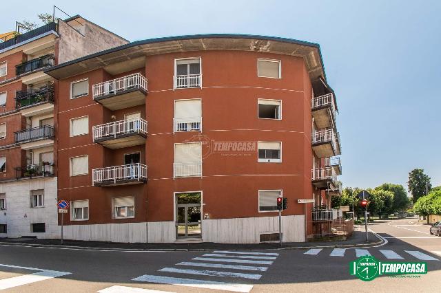 Trilocale in Via Vittorio Veneto 15, San Vittore Olona - Foto 1