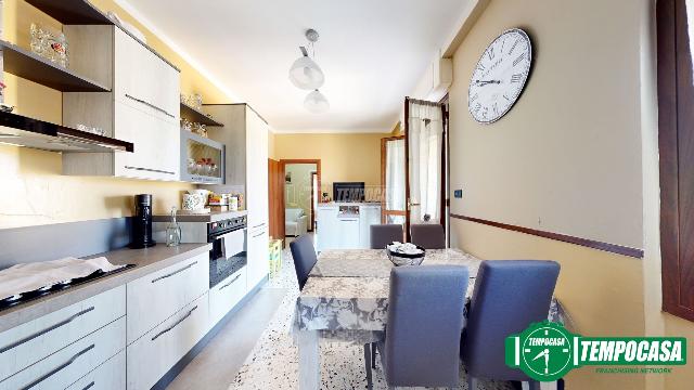 Dreizimmerwohnung in Viale della Rimembranza 72, Novi Ligure - Foto 1