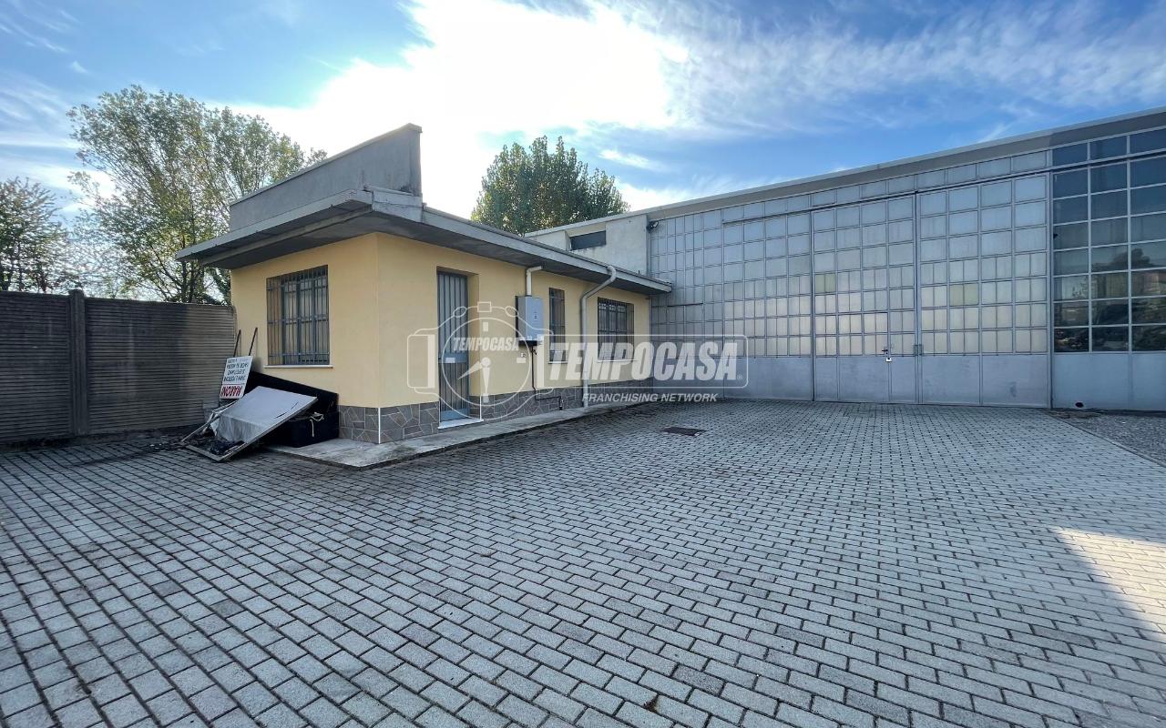 Capannone in Via Asiago, Seveso, {3} - Foto 2