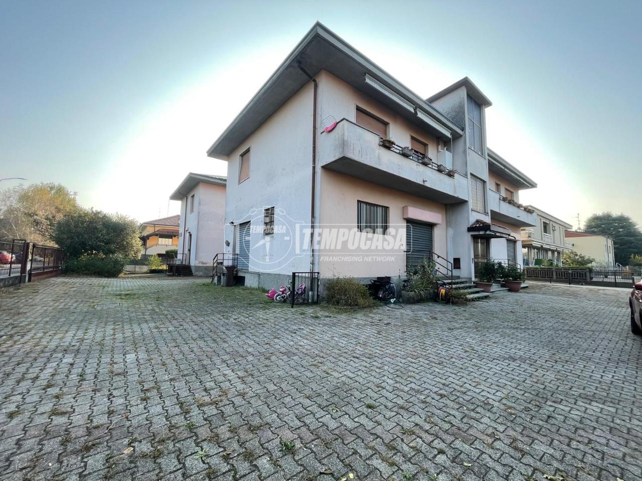 Negozio in Via Padova, Lentate Sul Seveso, {3} - Foto 1