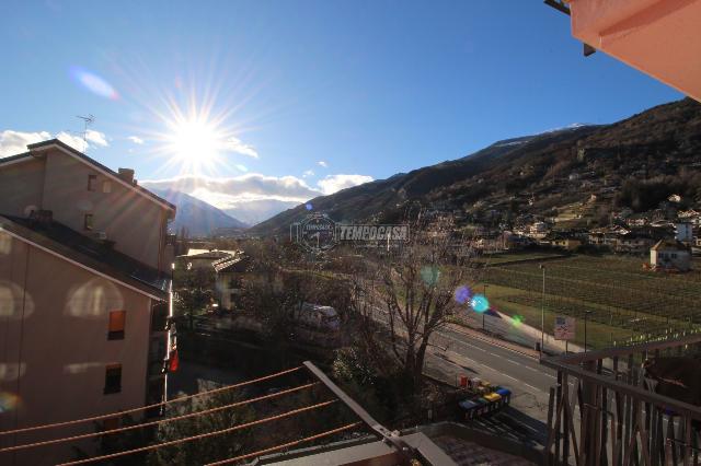 Vierzimmerwohnung in Via Parigi 51, Aosta - Foto 1