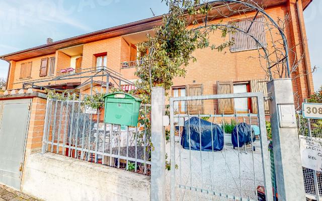 Trilocale in Via Tiola 3089, Valsamoggia - Foto 1