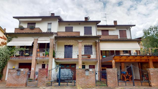 Villa a schiera in Via del Parco 17, Valsamoggia - Foto 1