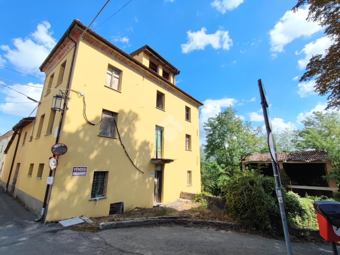 Casa indipendente in vendita a Cassano Spinola