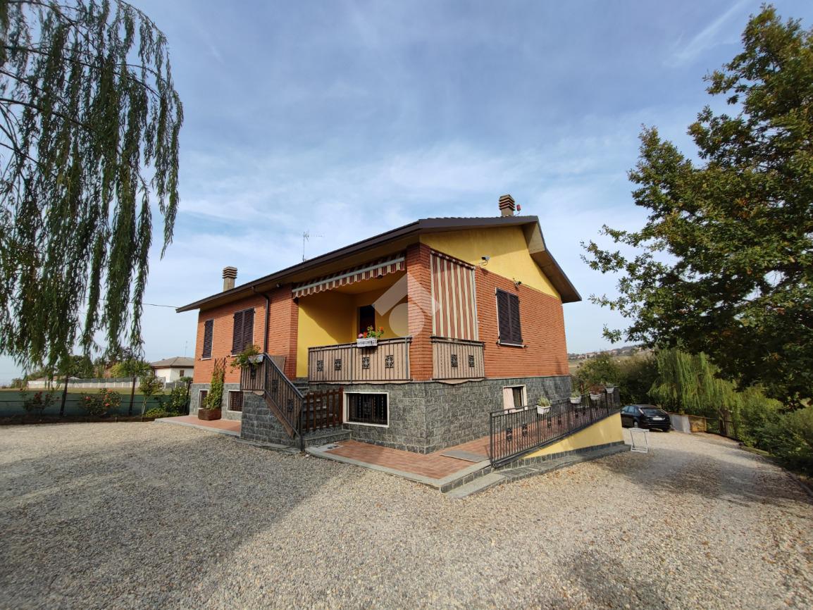 Villa in vendita a Carbonara Scrivia