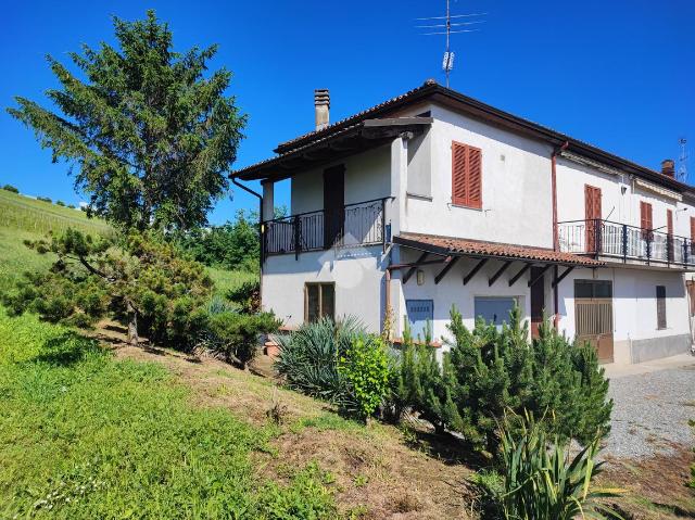 Detached house in Viale Don Orione 6, Villaromagnano - Photo 1