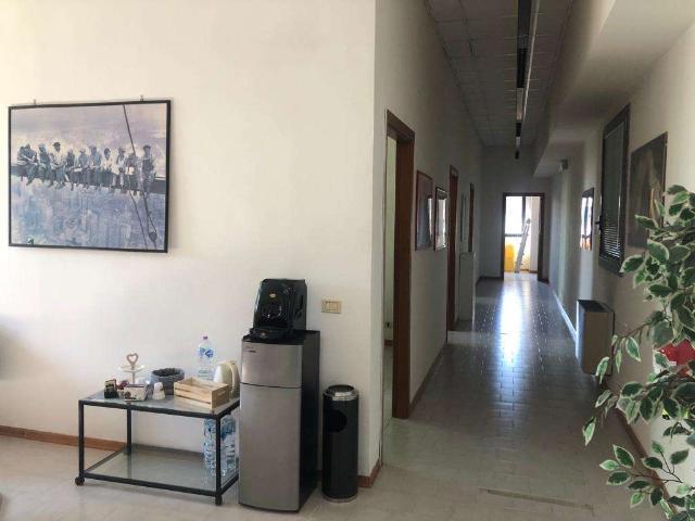 Büro in Via Penna  72 l, Perugia - Foto 1