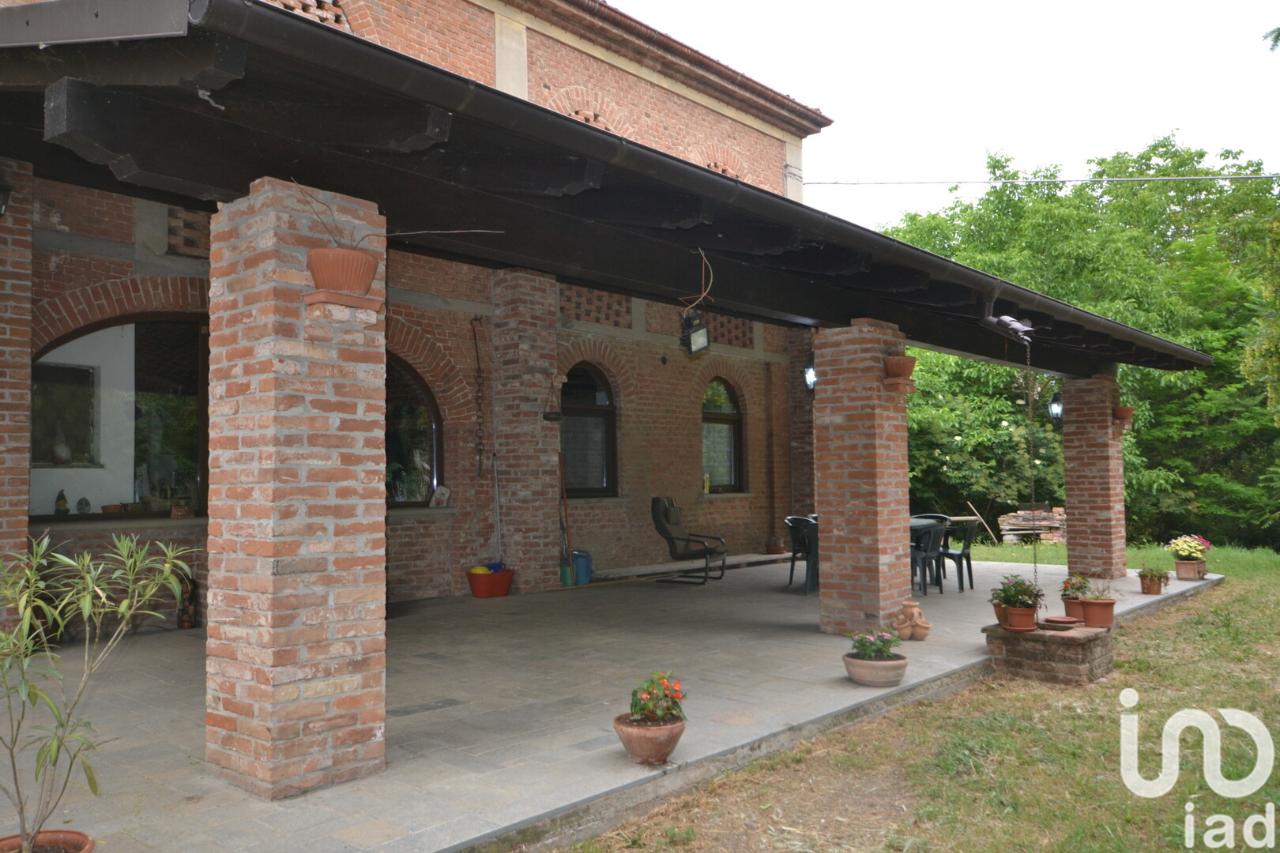 Villa in vendita a Acqui Terme