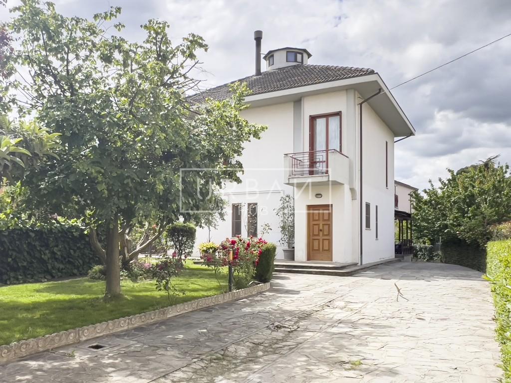 Villa bifamiliare in vendita a Meldola