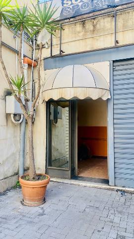 Warehouse in {3}, Viale Mario Rapisardi - Photo 1