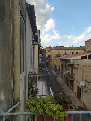 Detached house in {3}, Via Principe Amedeo - Photo 1