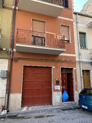 3-room flat in Via Vespri, Scordia - Photo 1