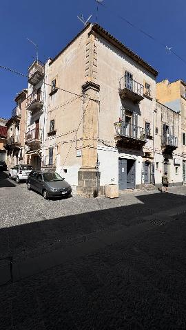 insertion image