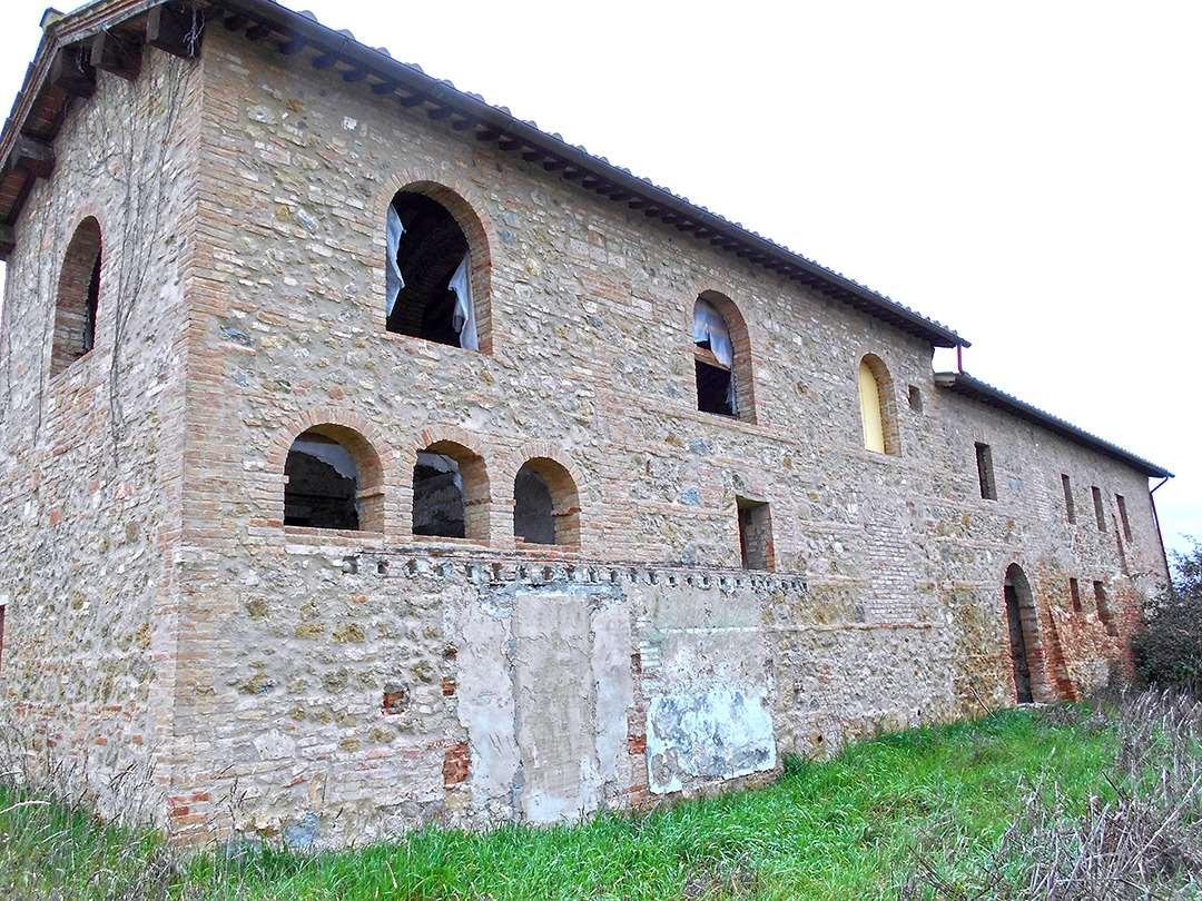 Rustico in vendita a Siena