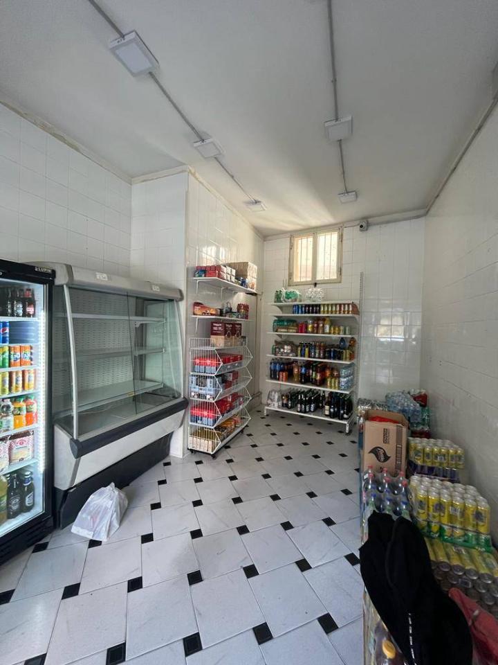 Esercizio commerciale in Via Consalvo, Napoli, {3} - Foto 2