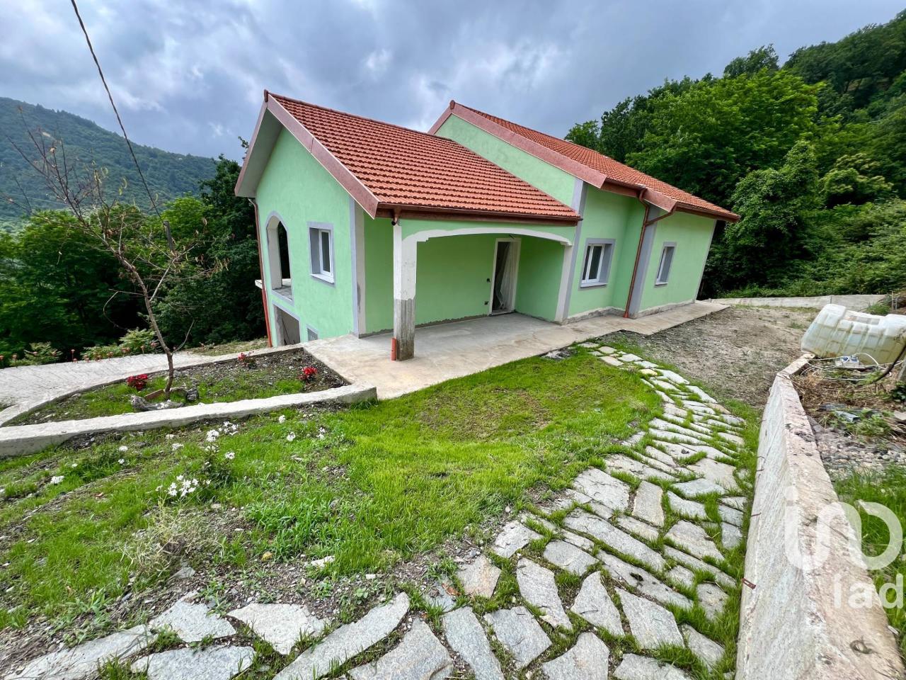 Villa in vendita a Lumarzo