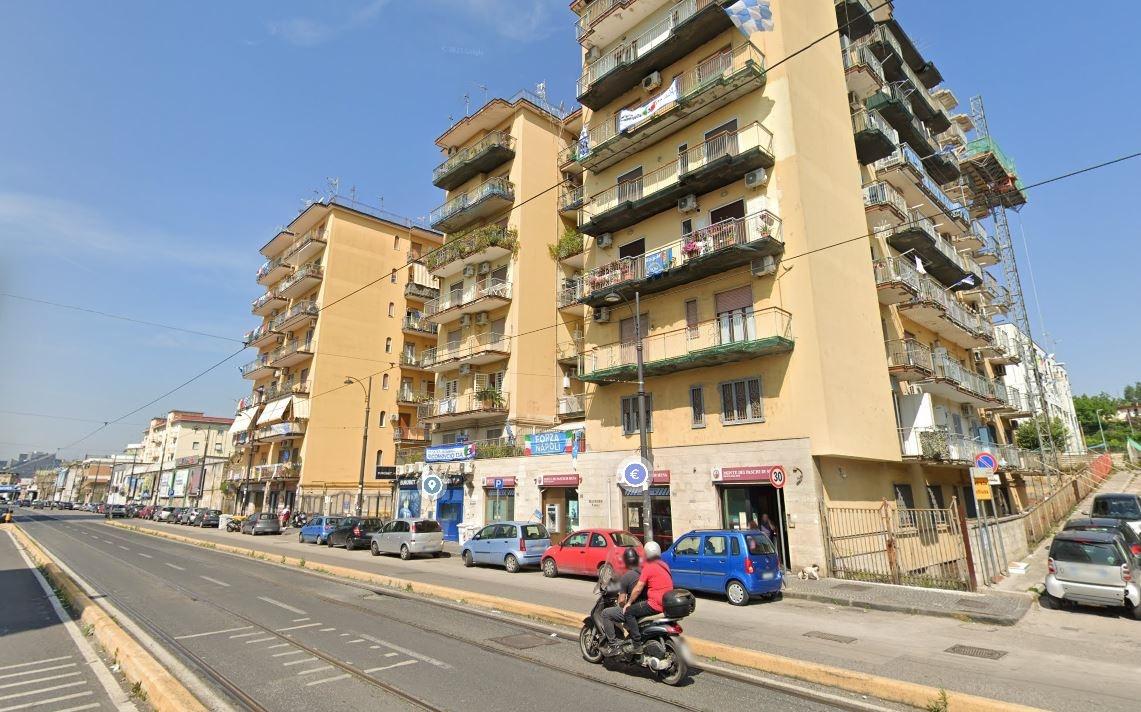 Magazzino in vendita a Napoli