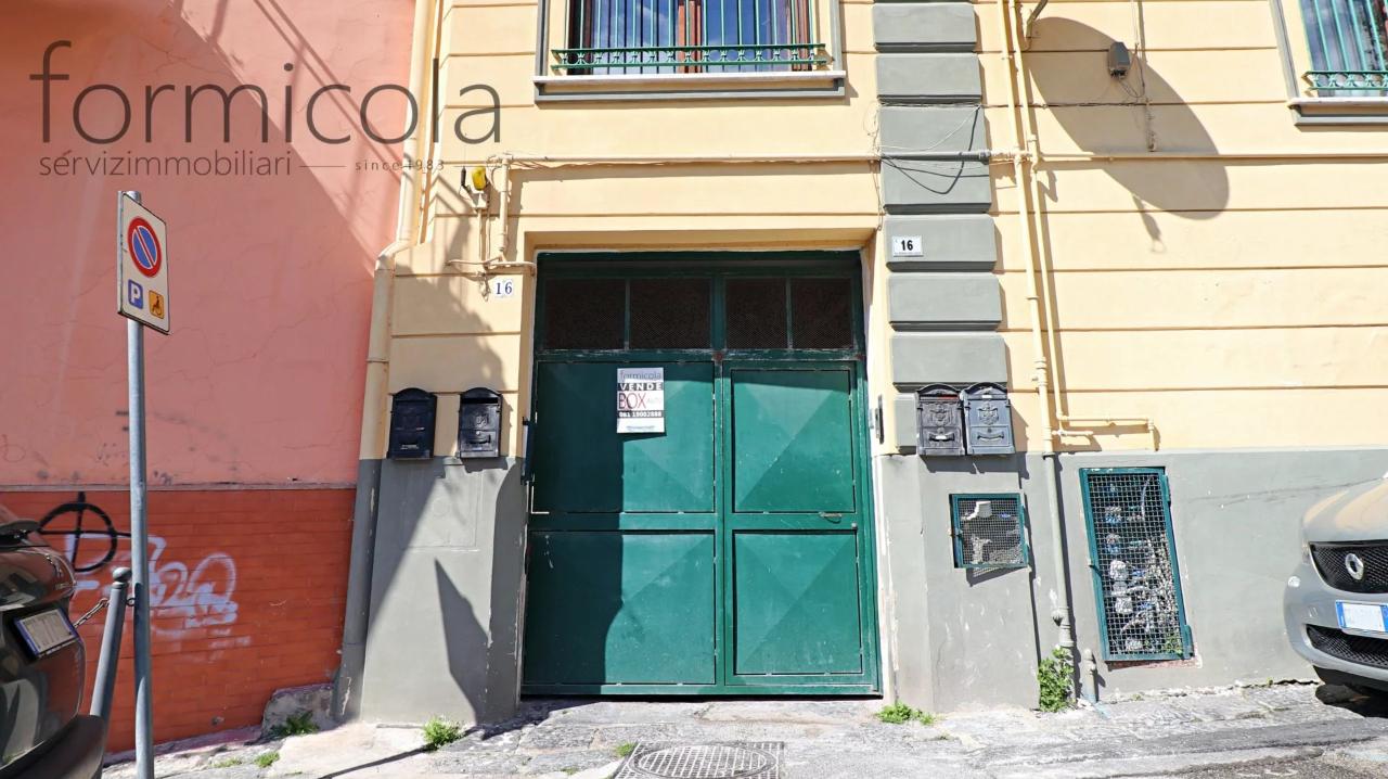 Garage in vendita a Portici