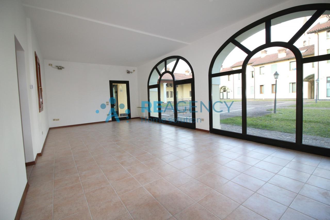 Negozio in , Zane', {3} - Foto 1