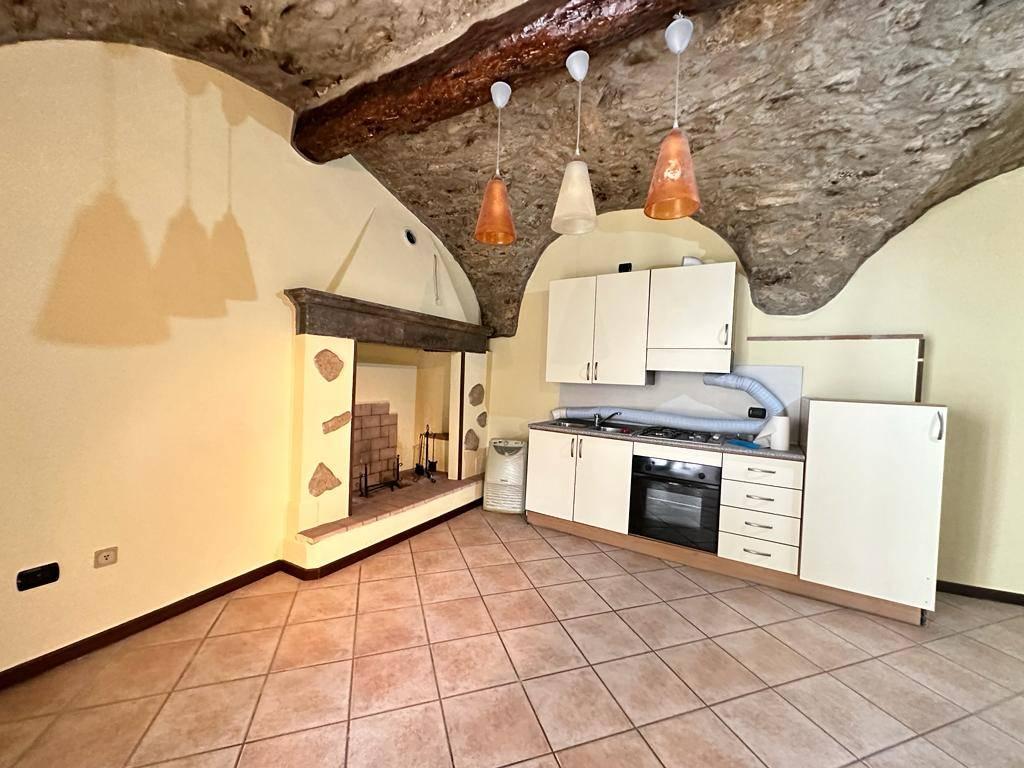 Appartamento in vendita a Monticelli Brusati