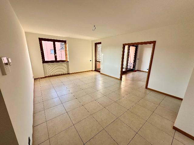 4-room flat in Viale Roma 9, Sarnico - Photo 1