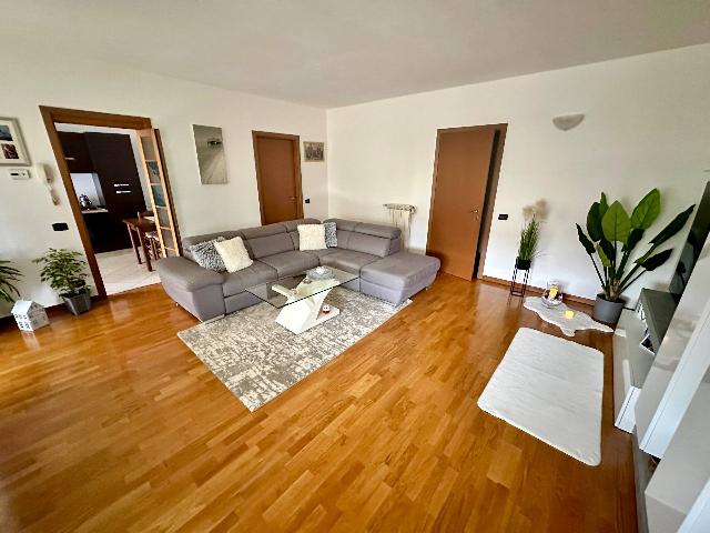 3-room flat in Via Alcide De Gasperi 9, Coccaglio - Photo 1