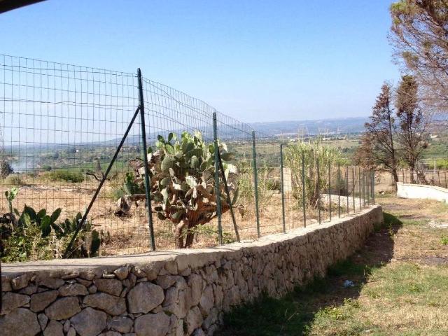 Building land in Via Salvo d'Acquisto, Siracusa - Photo 1