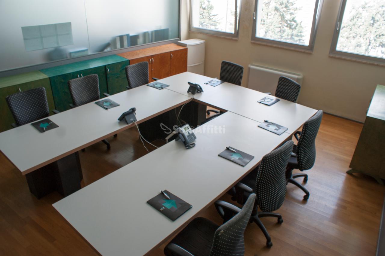 Ufficio in , Falconara Marittima, {3} - Foto 1