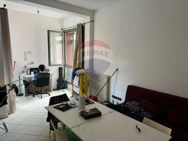 4-room flat, Bologna - Photo 1