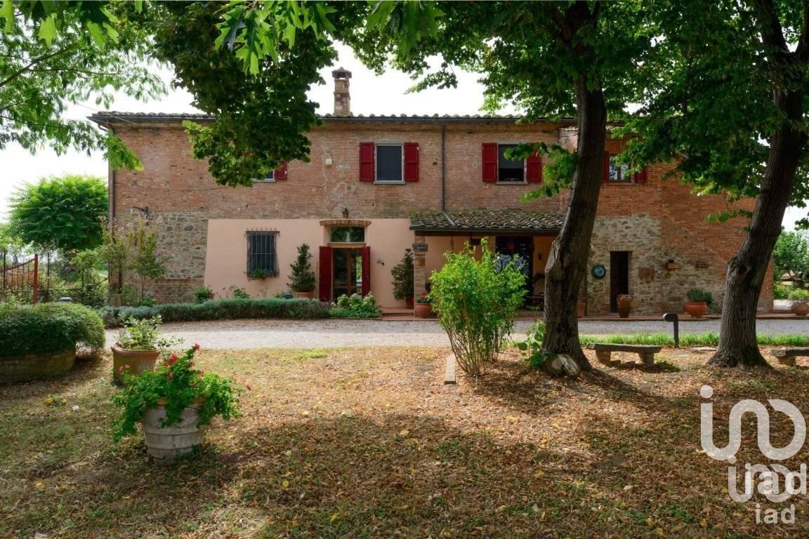 Villa in vendita a Marciano Della Chiana