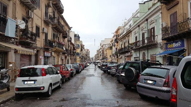 Geschäft in Via Montalbo , Palermo - Foto 1