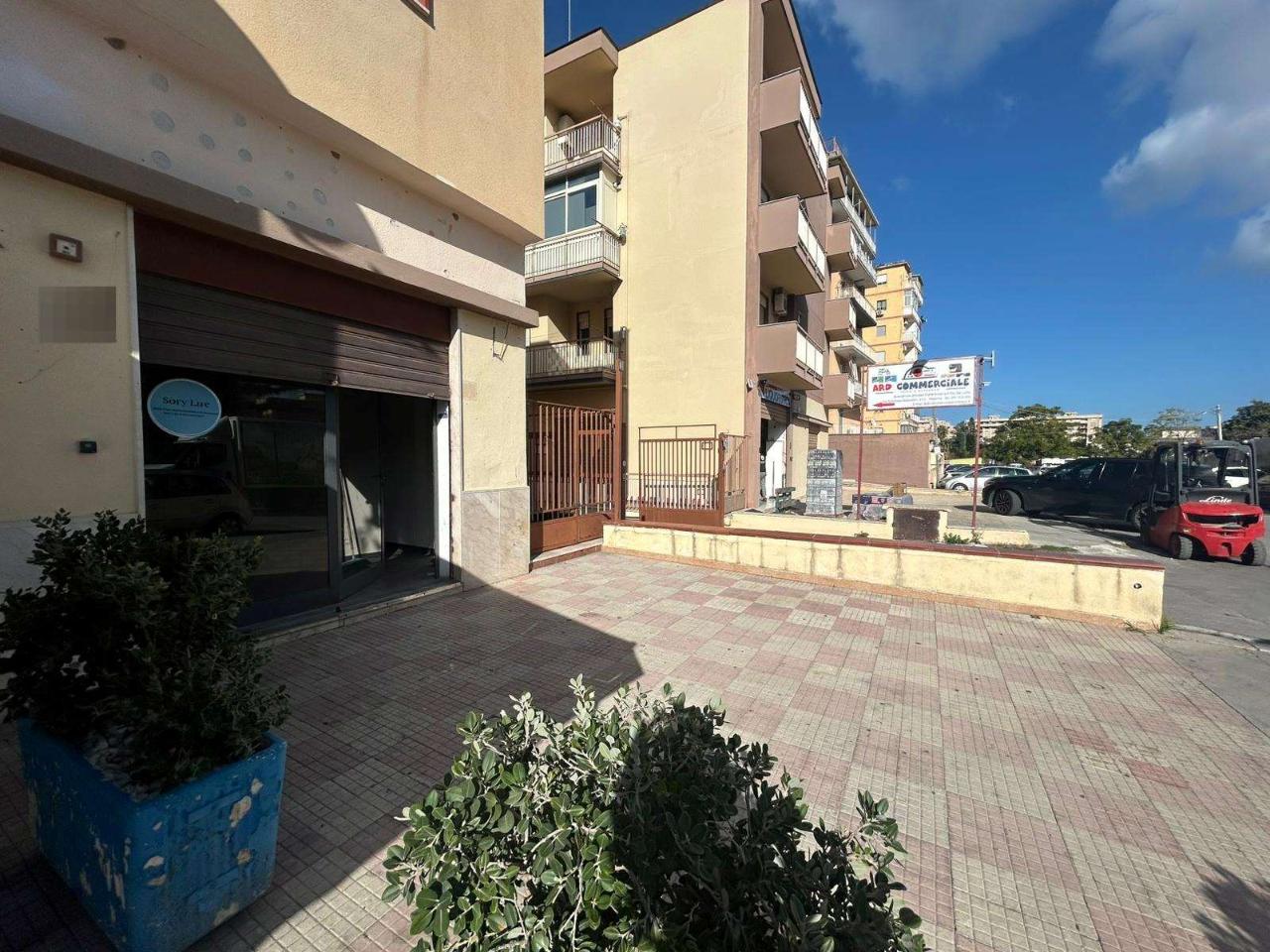 Negozio in Via Tommaso Marcellini, Palermo, {3} - Foto 1